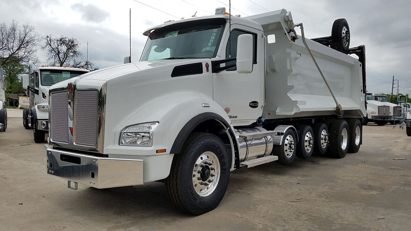 Kenworth T880 Super Dump - Front Driver Axles Up