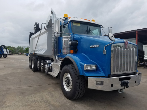 Kenworth Super Dump - Passenger Front Angle 