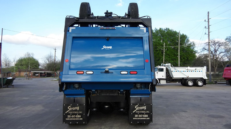 Peterbilt Super Dump Blue - Rear