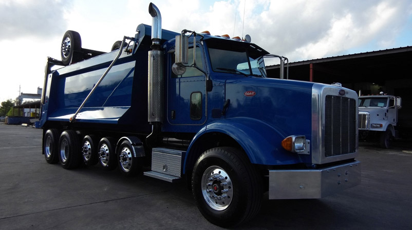 Peterbilt Super Dump Blue - Passenger Front Angle 