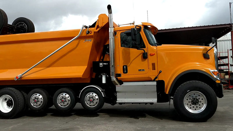 International HX520 Super Dump - Passenger Side (Cab Exterior)