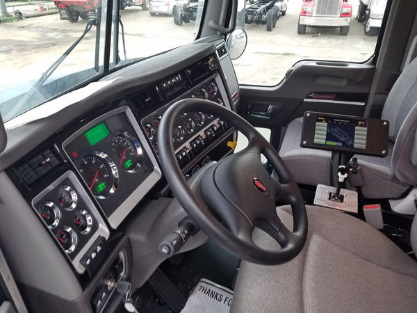 Kenworth Super Dump - Interior