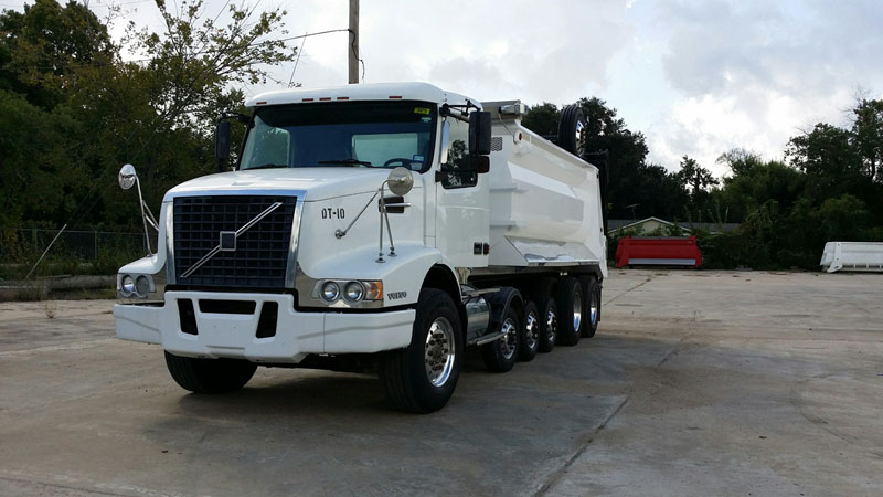 Volvo Super Dump White - Driver Front Angle2 