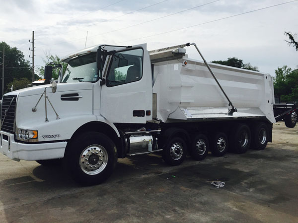 Volvo Super Dump White - Driver Front Angle 3 