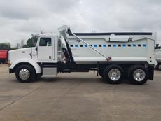 Peterbilt Tandem Strong Box - Driver Side Peterbilt Tandem Strong Box - Driver Side