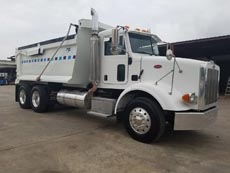 Peterbilt Tandem Strong Box - Passenger Side Front Angle Peterbilt Tandem Strong Box - Passenger Side Front Angle