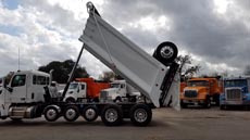 Peterbilt 567 Super Dump - Passenger Side Bed Raised Peterbilt 567 Super Dump - Passenger Side Bed Raised