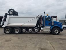 Kenworth Super Dump - Passenger Side Kenworth Super Dump - Passenger Side