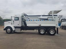Peterbilt Tandem Strong Box - Driver Side Tailgate Raised Peterbilt Tandem Strong Box - Driver Side Tailgate Raised