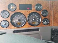Peterbilt Tandem Strong Box - Odometer Miles Peterbilt Tandem Strong Box - Odometer Miles
